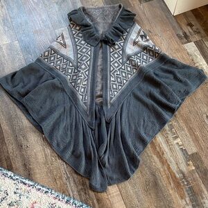 Elegant Black and Gray Women's Poncho
